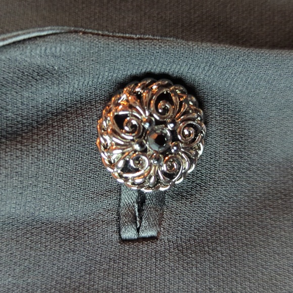 NWT!! Amanda Smith sz 20W Tuxedo Style Women's Suit Jacket with Jewelled Buttons - Picture 3 of 7